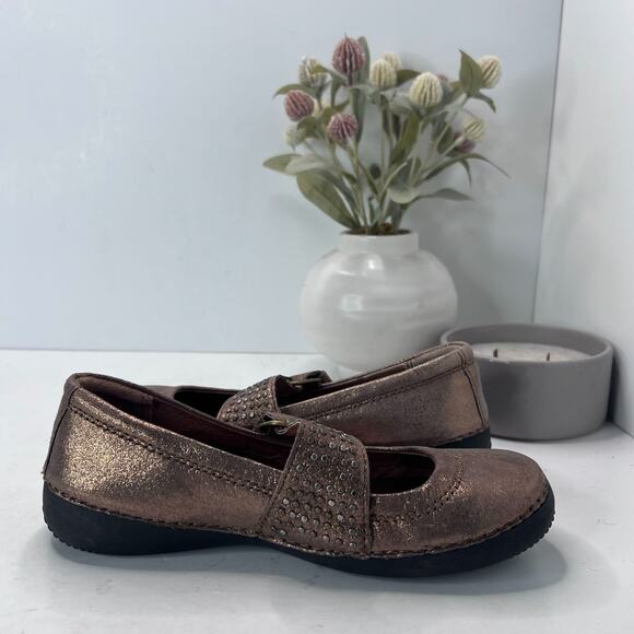 Vionic Shoes Goleta Mary Jane Bronze Metallic Studded Strap Womens 6 NWOB - Picture 7 of 9